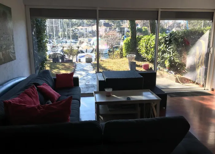 Le Bonheur Les Pieds Dans L'eau Villa